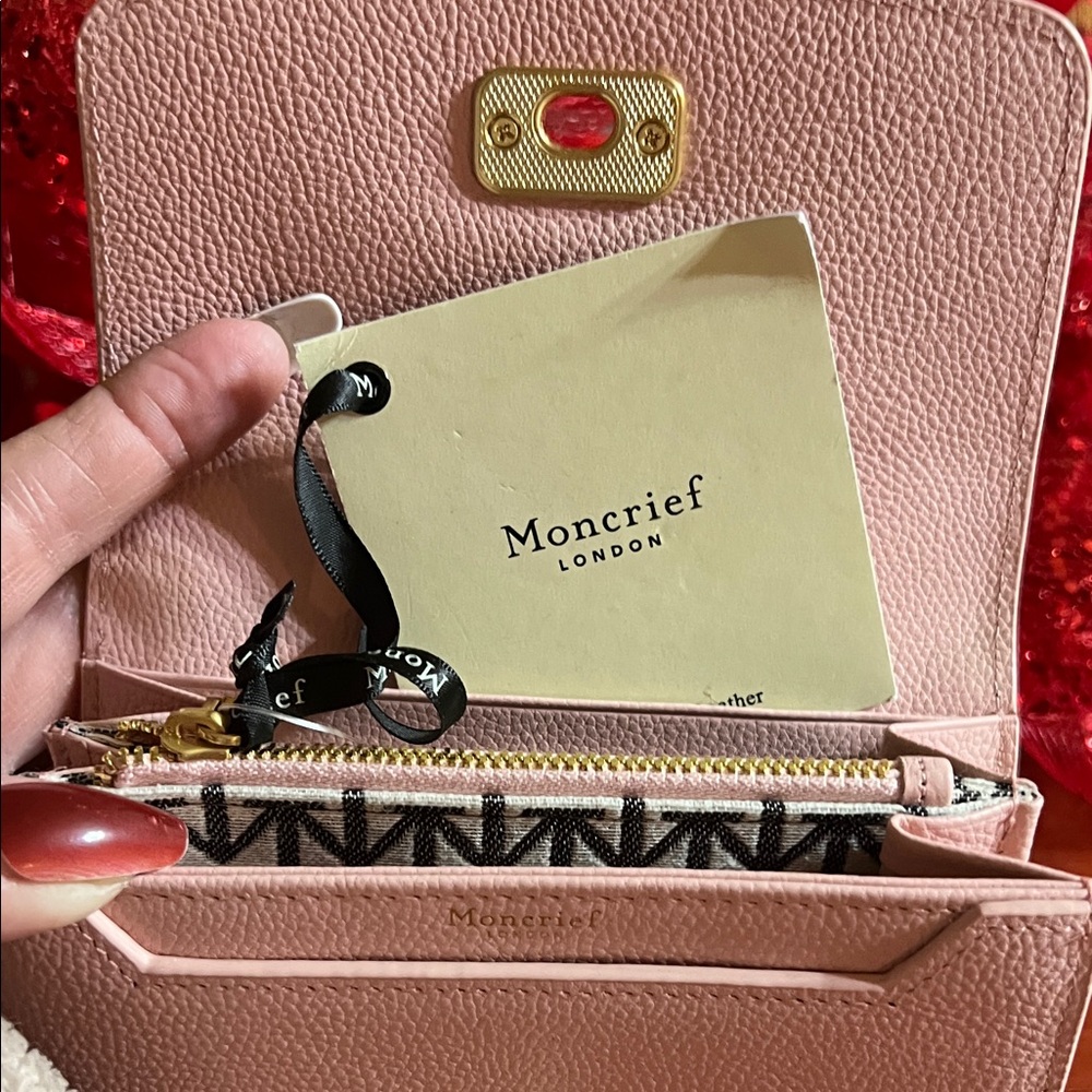 Elegant Blush Wallet with Gold Accent - Picture 2 of 8